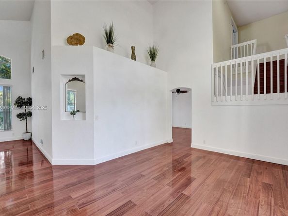 10730 NW 56th Ct, Coral Springs FL 33076