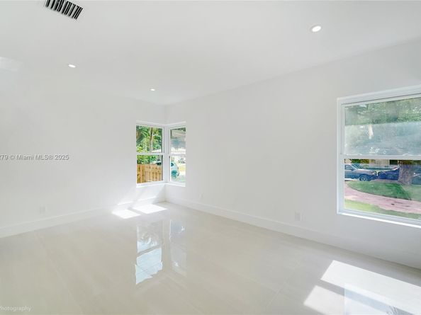 953 NE 91st Ter, Miami Shores FL 33138