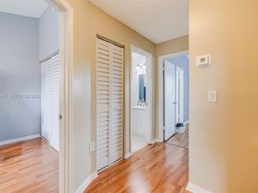6255 Kendale Lakes Cir 218, Miami FL 33183