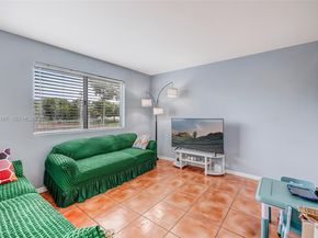 6255 Kendale Lakes Cir 218, Miami FL 33183