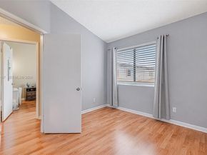 6255 Kendale Lakes Cir 218, Miami FL 33183