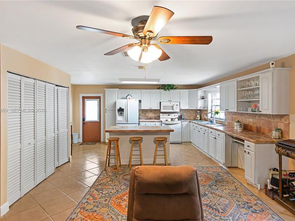 30323 SW 152nd Pl, Homestead FL 33033