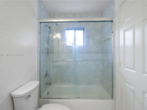 20562 NW 18th Ave, Miami Gardens FL 33056