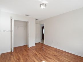 20562 NW 18th Ave, Miami Gardens FL 33056