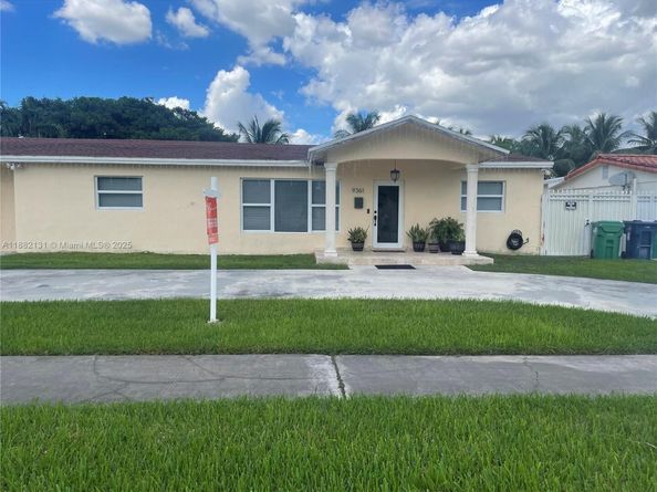 9361 SW 16th St, Miami FL 33165