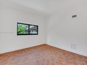 7132 SW 65th Ave, South Miami FL 33143