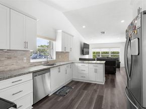 331 NW 189th Ter, Pembroke Pines FL 33029