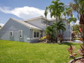 331 NW 189th Ter, Pembroke Pines FL 33029