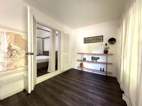 1785 Calais Dr 5, Miami Beach FL 33141