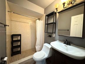 1785 Calais Dr 5, Miami Beach FL 33141