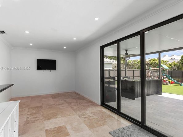 1315 N 47th Ave, Hollywood FL 33021
