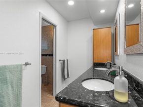 1315 N 47th Ave, Hollywood FL 33021