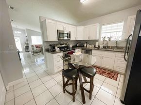 15021 SW 143rd St, Miami FL 33196