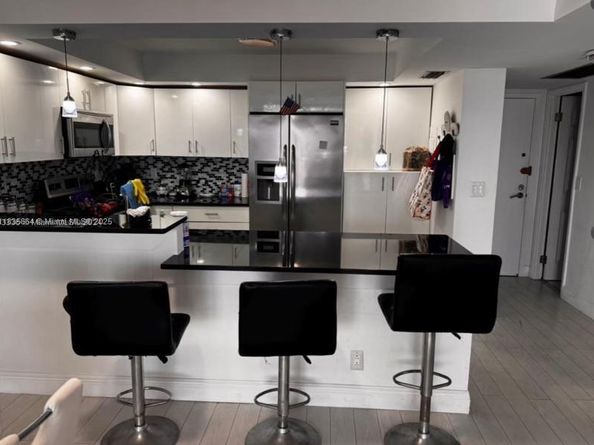 Undisclosed Address #A11835664, Hollywood FL 33019