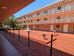 4655 Palm Ave 124, Hialeah FL 33012