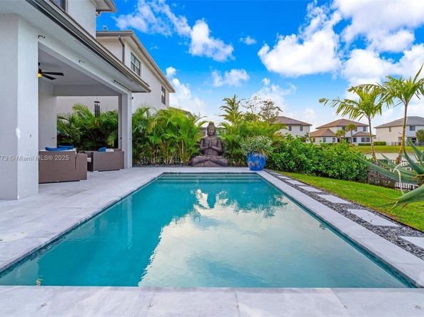 17565 SW 46th St, Miramar FL 33029