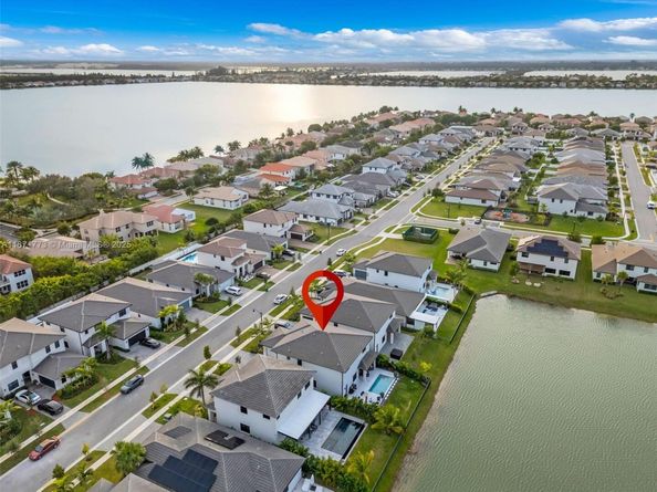 17565 SW 46th St, Miramar FL 33029