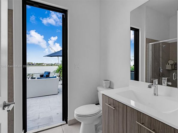 17565 SW 46th St, Miramar FL 33029
