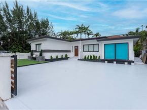 4144 Alton Rd, Miami Beach FL 33140