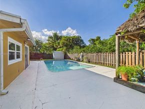 10221 SW 50th Ct, Cooper City FL 33328