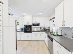 10221 SW 50th Ct, Cooper City FL 33328