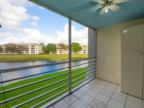 9311 Orange Grove Dr 211, Davie FL 33324
