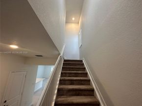 2382 NW 131st Cir, Miami FL 33167