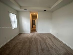 2382 NW 131st Cir, Miami FL 33167