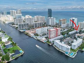 3177 S Ocean Dr 122, Hallandale Beach FL 33009