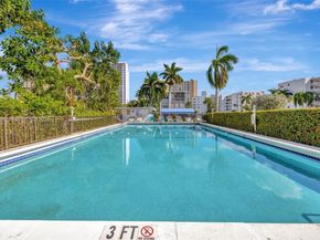 3177 S Ocean Dr 122, Hallandale Beach FL 33009