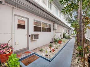 3177 S Ocean Dr 122, Hallandale Beach FL 33009