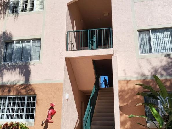 2015 SE 10th Ave 130, Fort Lauderdale FL 33316