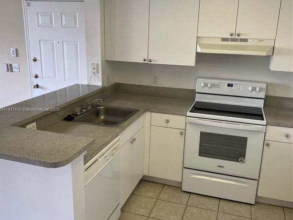 2015 SE 10th Ave 130, Fort Lauderdale FL 33316