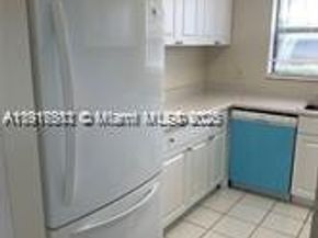 1316 White Pine Dr, Wellington FL 33414