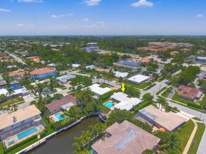 7050 NE 7th Ave, Boca Raton FL 33487