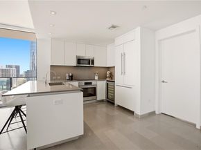 68 SE 6th St 2701, Miami FL 33131