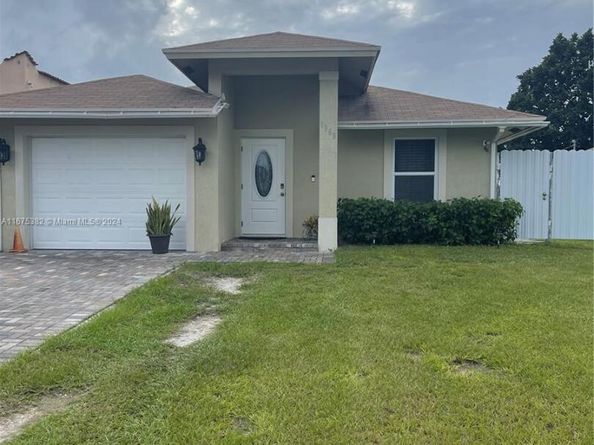1369 Rainbow Ave, Palm Beach FL 33406