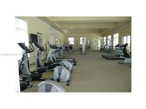 374 NE 27th Ave 201, Homestead FL 33033