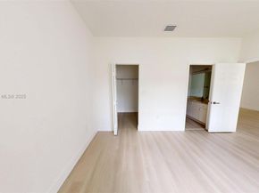 374 NE 27th Ave 201, Homestead FL 33033