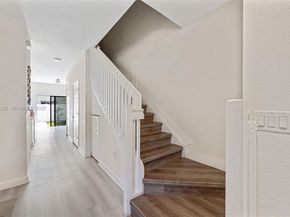 10589 W 33rd Ln, Hialeah FL 33018