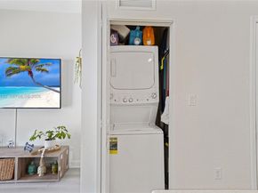 10589 W 33rd Ln, Hialeah FL 33018