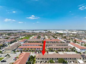 10589 W 33rd Ln, Hialeah FL 33018