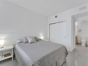 16385 Biscayne Blvd 1819, North Miami Beach FL 33160