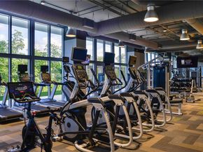 16385 Biscayne Blvd 1819, North Miami Beach FL 33160