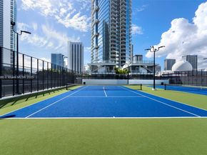 851 NE 1st Ave 1411, Miami FL 33132