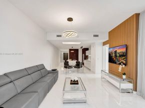 851 NE 1st Ave 1411, Miami FL 33132