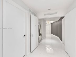 851 NE 1st Ave 1411, Miami FL 33132