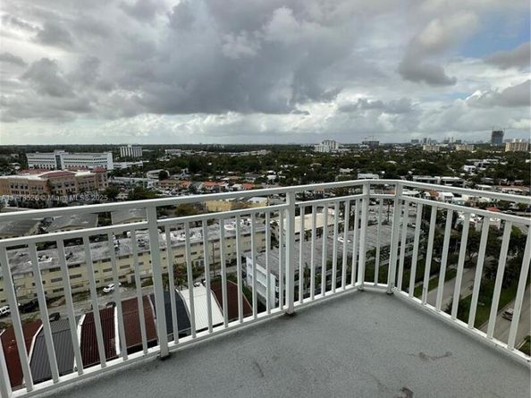 2100 Sans Souci Blvd A1509, North Miami FL 33181