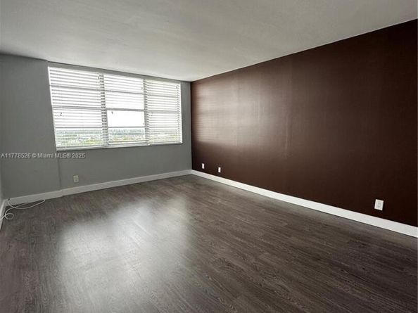 2100 Sans Souci Blvd A1509, North Miami FL 33181