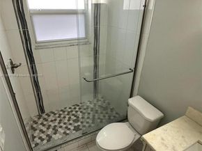 14 SW 7th Ave, Dania Beach FL 33004